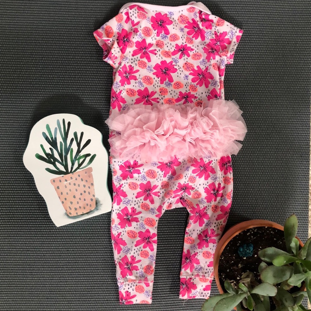 🎀Baby Cat and Jack sleeper with ruffles on back🎀